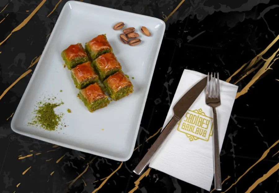 Fıstık Özel